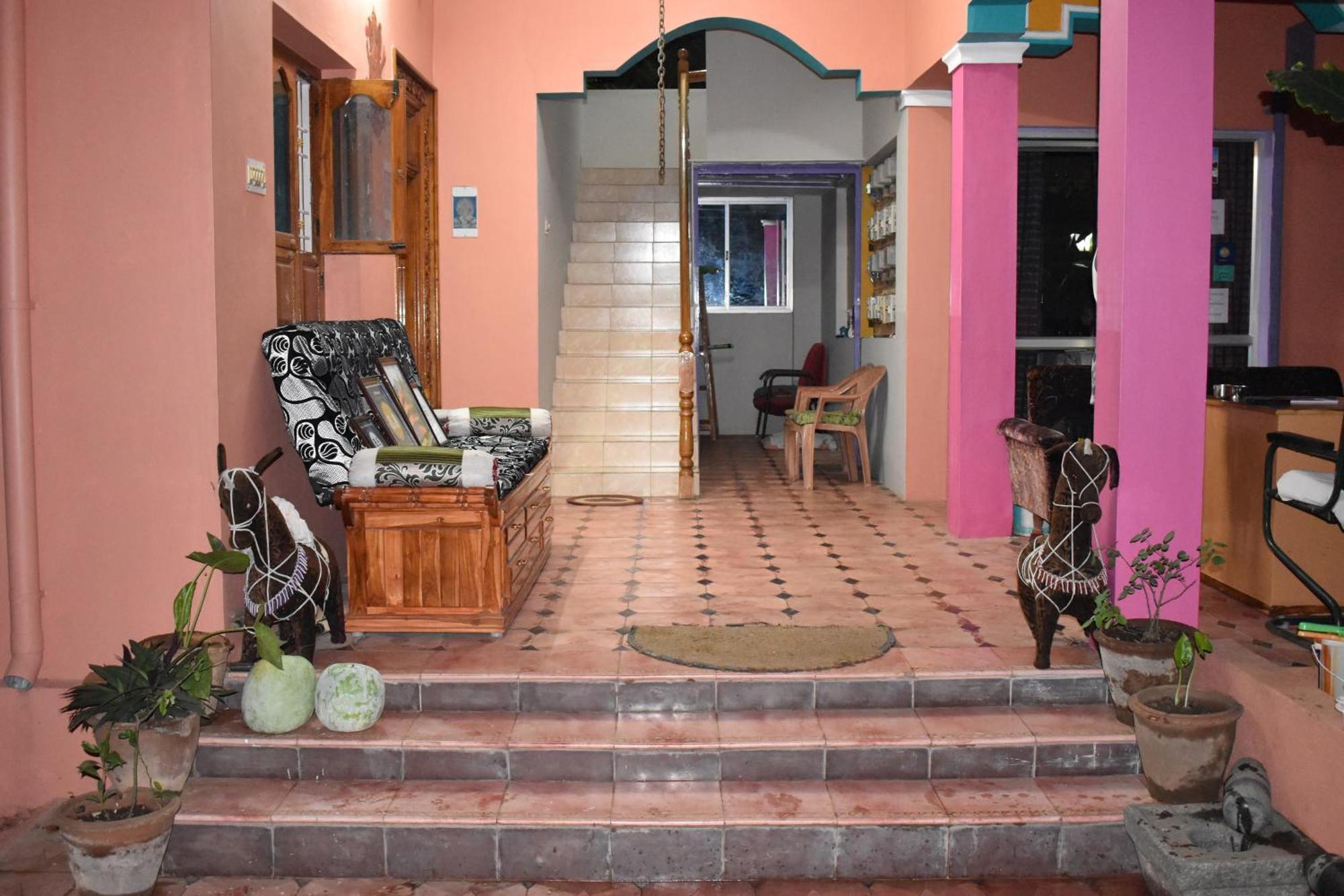 Rainbow Guest House Тируваннамалай Экстерьер фото